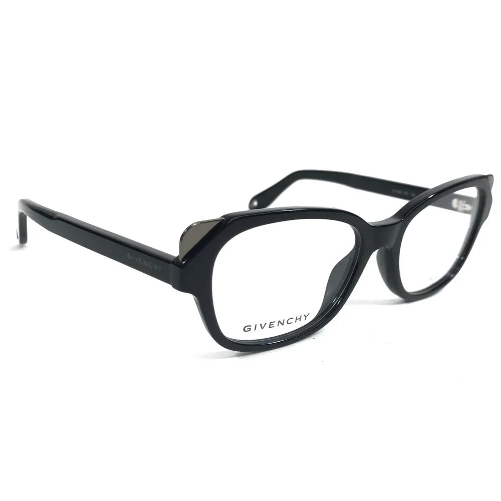 Givenchy demo lenses